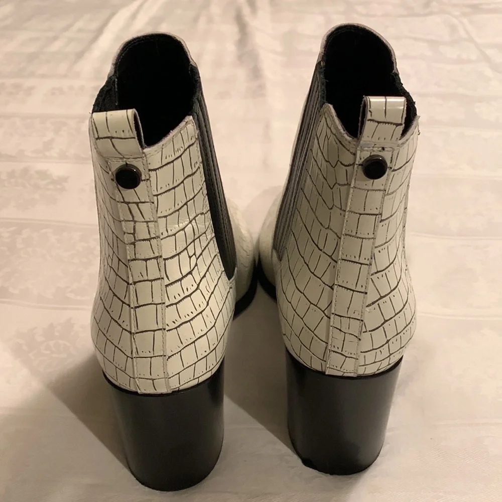 Mark Fisher LTD Taline Croc-Embossed SZ 11 Leather Booties Rodeo Western - Picture 6 of 14
